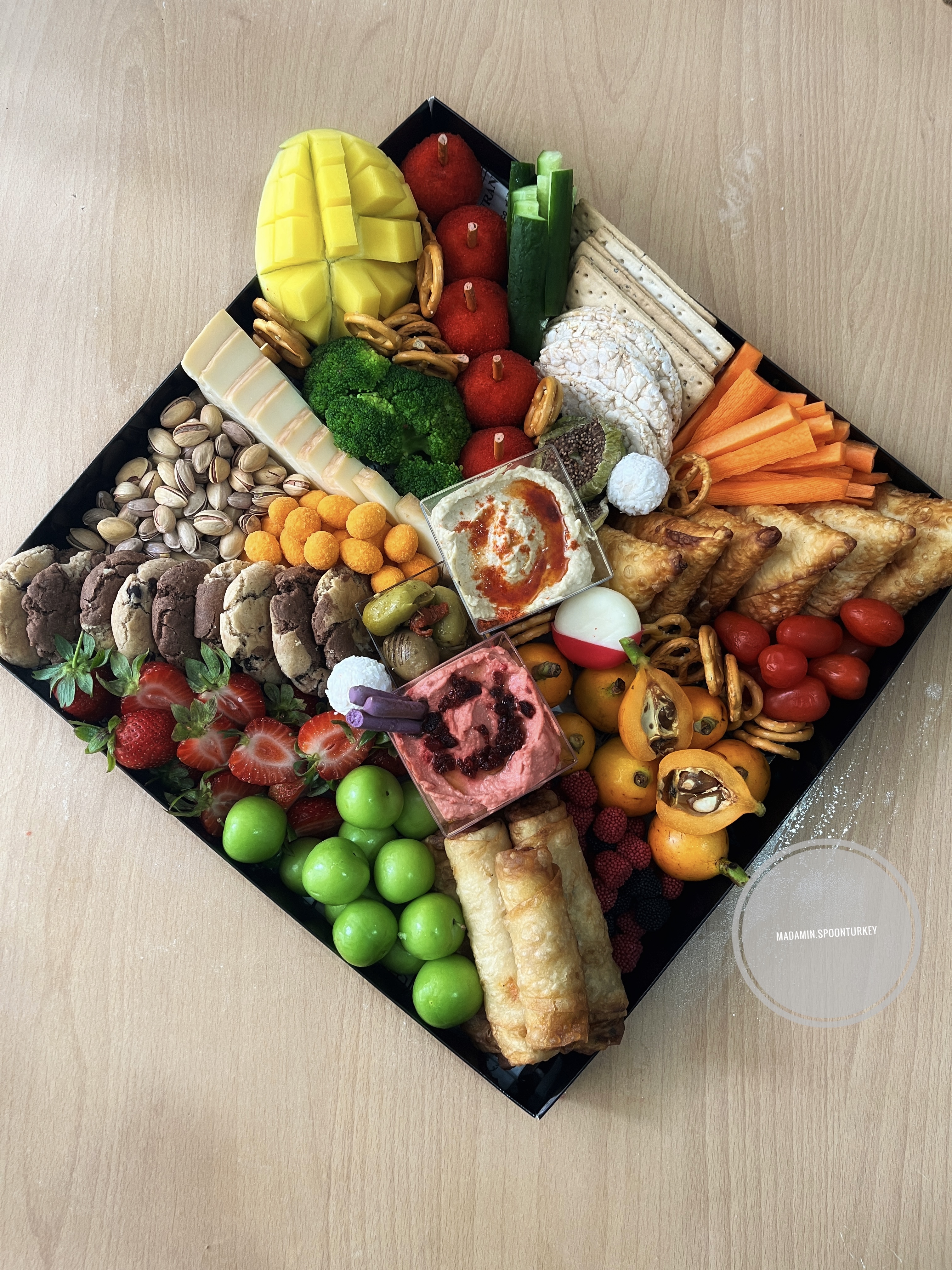 35*35 cm 5-6 kişilik Miks kutu