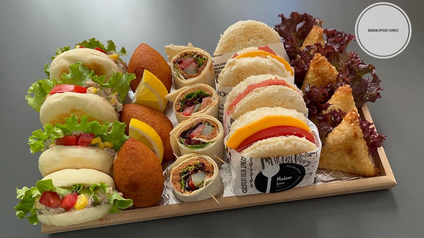 4 kişilik tuzlu atıştırmalıklar