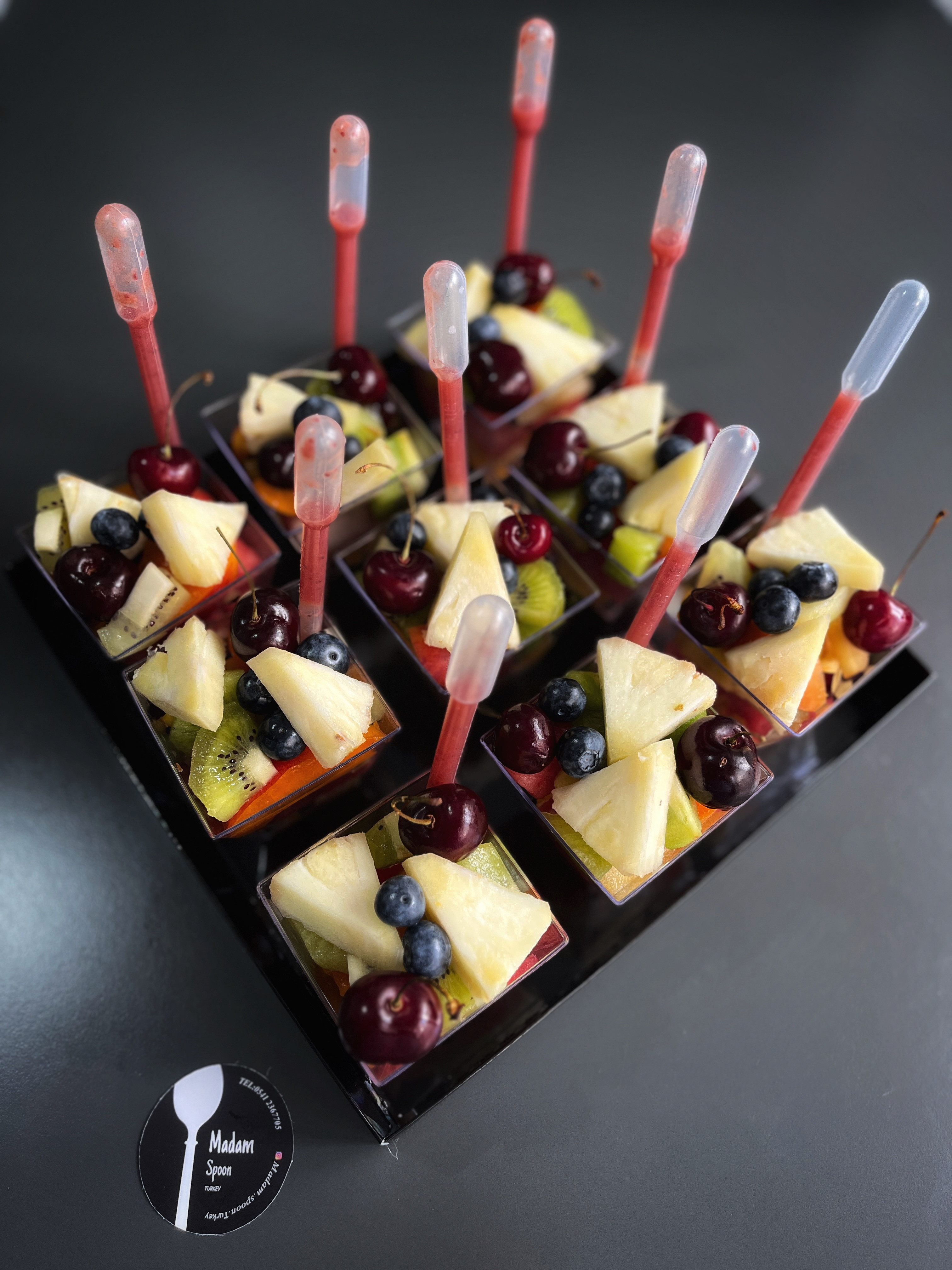 Tek porsiyonluk meyve  küpü