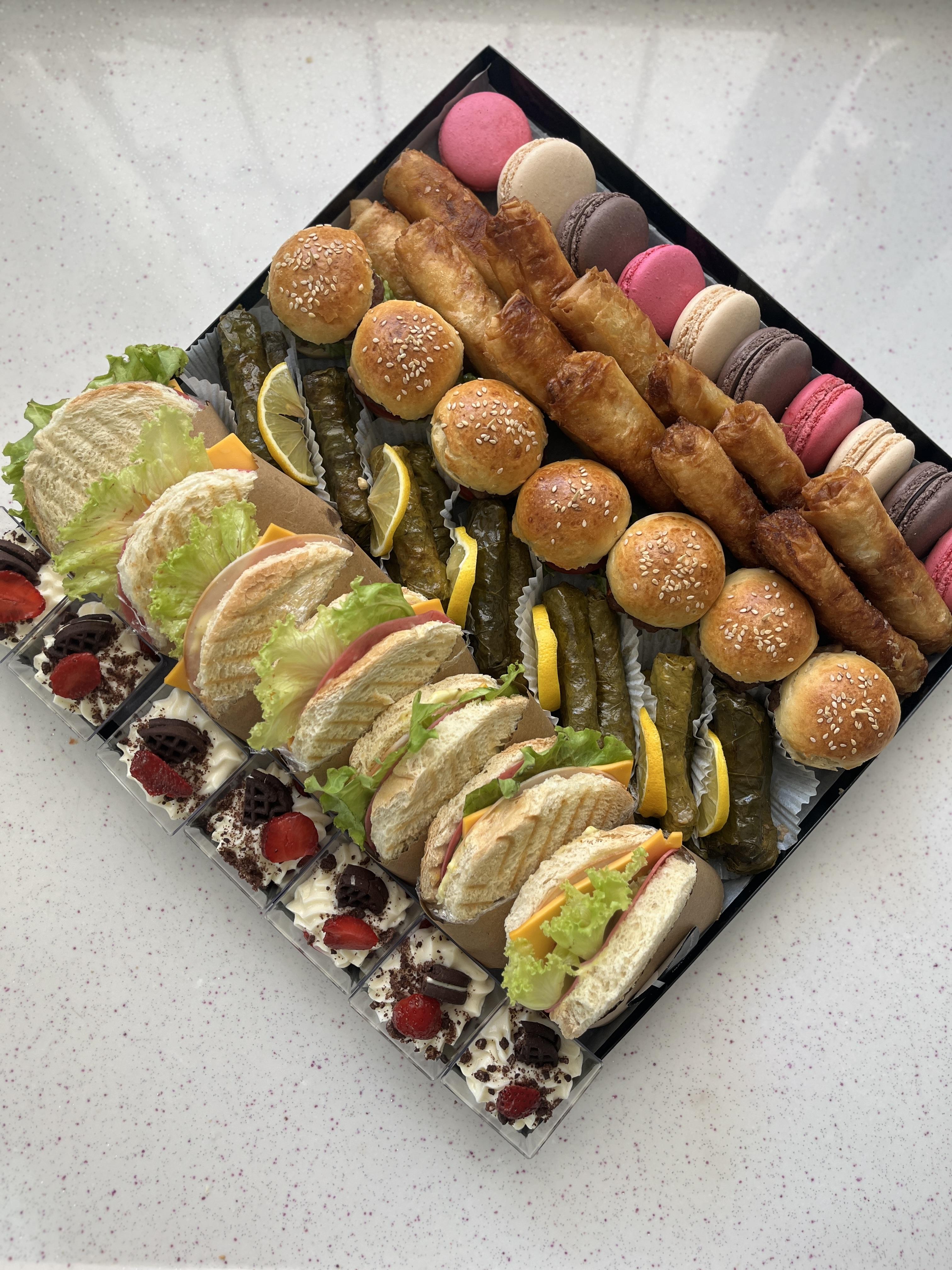 35 cm 7 kişilik tatlı&tuzlu atıştırmalık